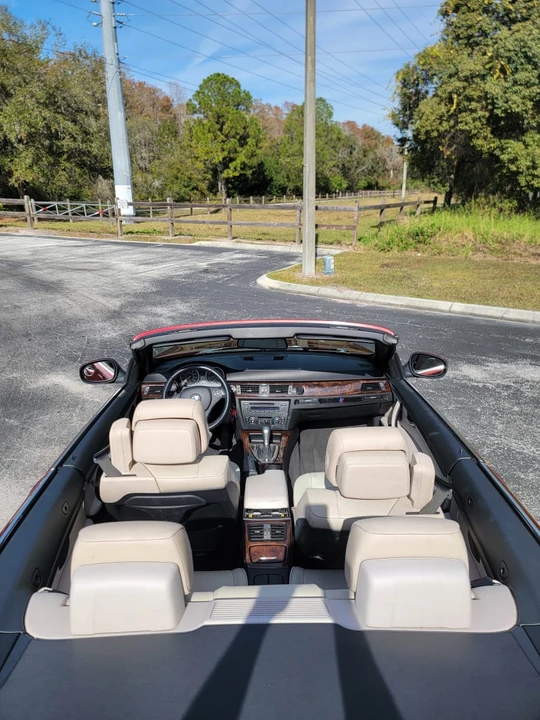 2011 BMW E93 3 Series Convertible - Image 18 of 24
