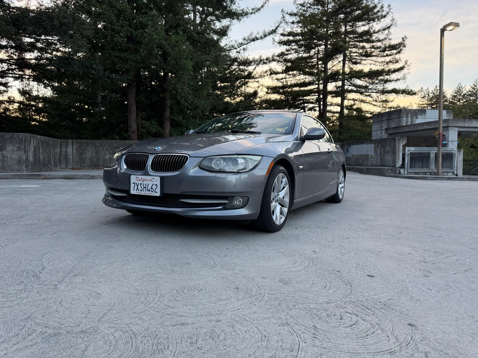2011 BMW E93 3 Series Convertible - Image 11 of 31