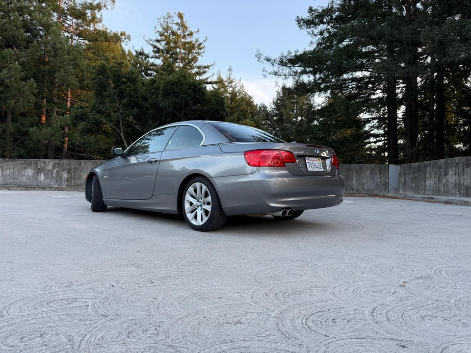 2011 BMW E93 3 Series Convertible - Image 15 of 31