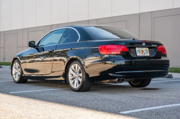 2011 BMW E93 3 Series Convertible - Image 2 of 7