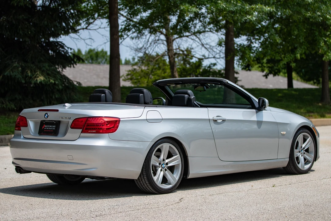 2011 BMW E93 3 Series Convertible - Image 17 of 31