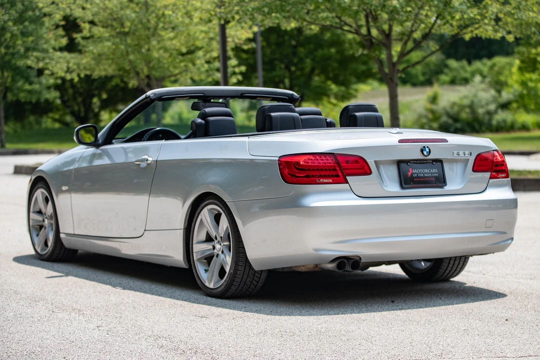 2011 BMW E93 3 Series Convertible - Image 13 of 31