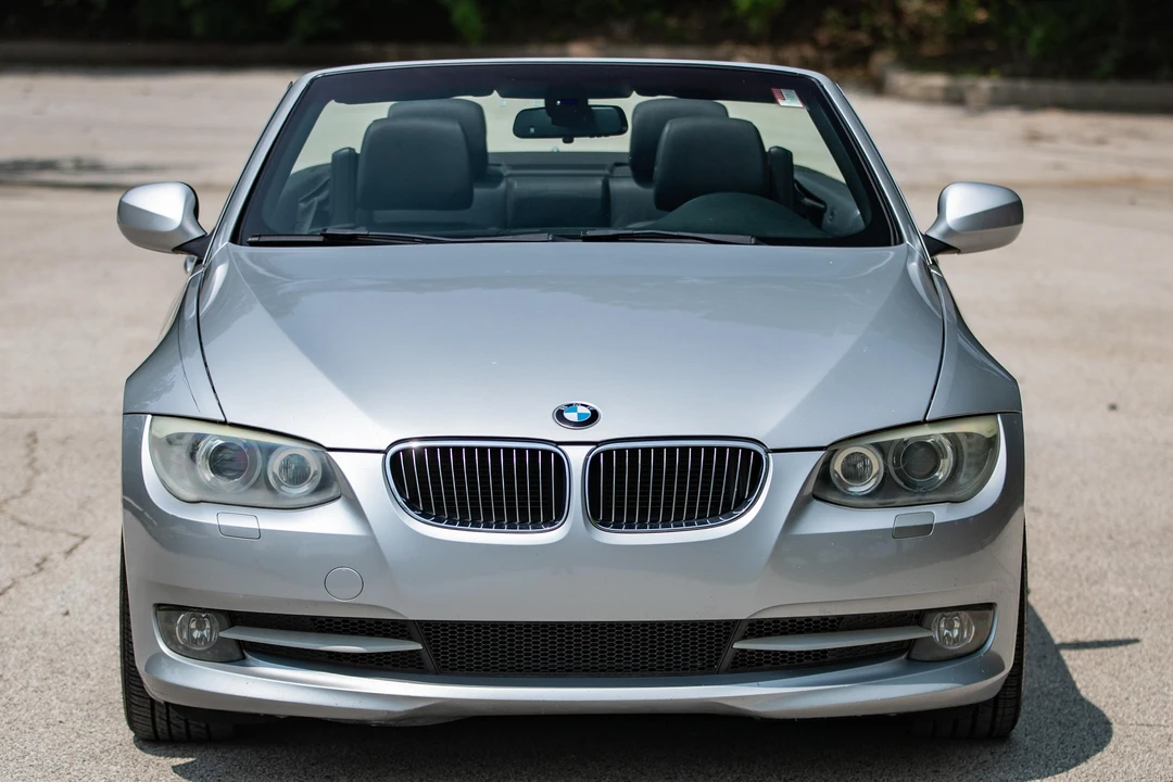 2011 BMW E93 3 Series Convertible - Image 6 of 31