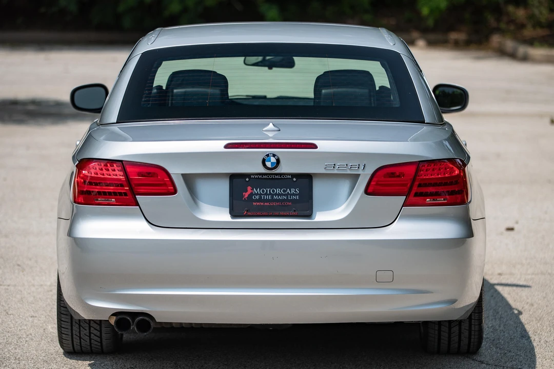 2011 BMW E93 3 Series Convertible - Image 30 of 31