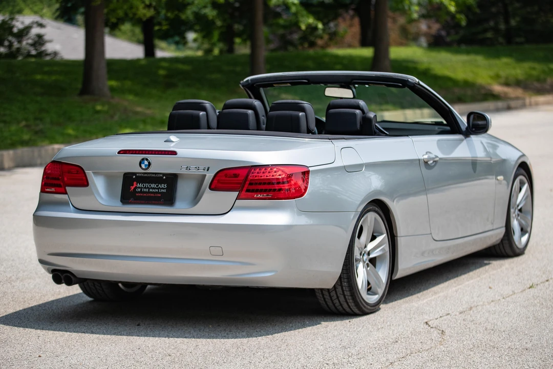 2011 BMW E93 3 Series Convertible - Image 16 of 31