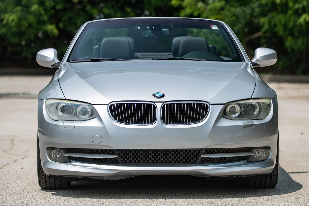 2011 BMW E93 3 Series Convertible - Image 7 of 31