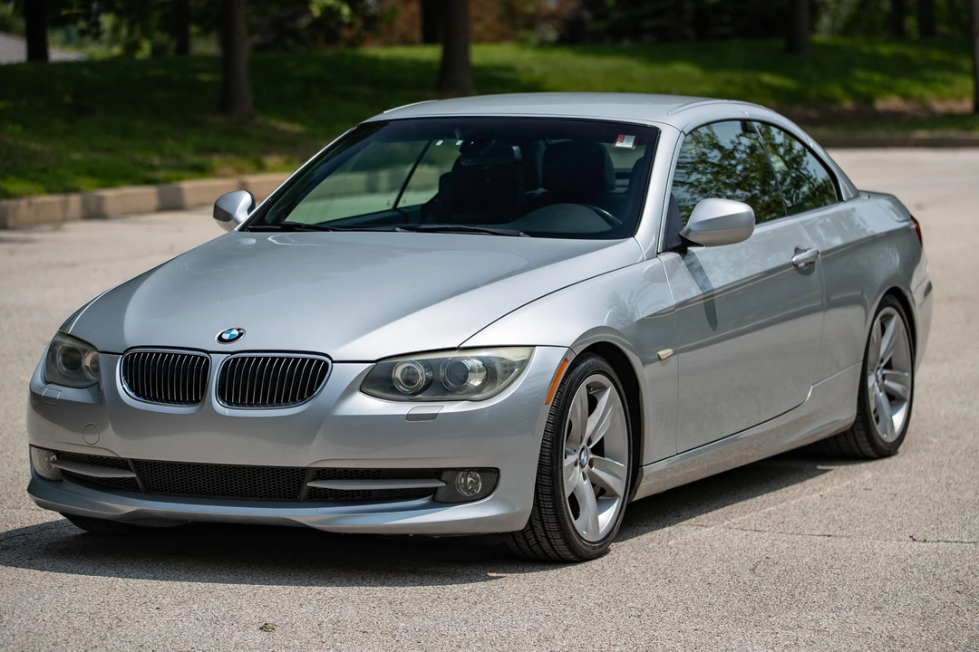 2011 BMW E93 3 Series Convertible - Image 23 of 31