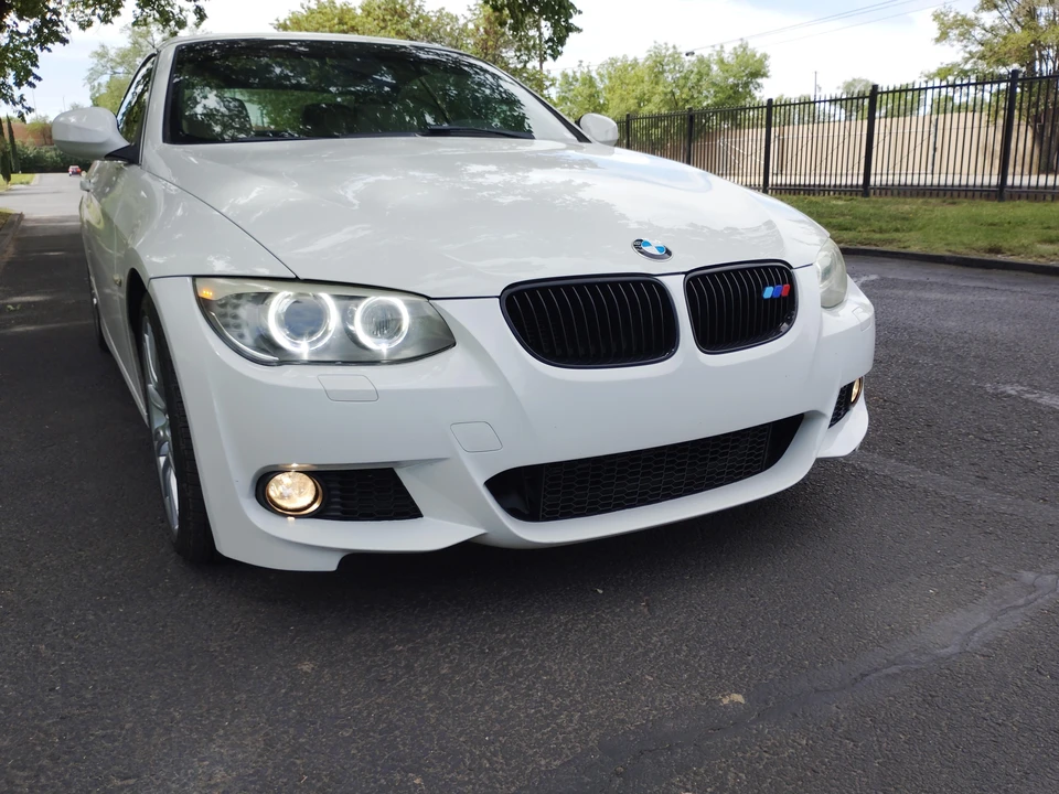2011 BMW E93 3 Series Convertible - Image 31 of 31