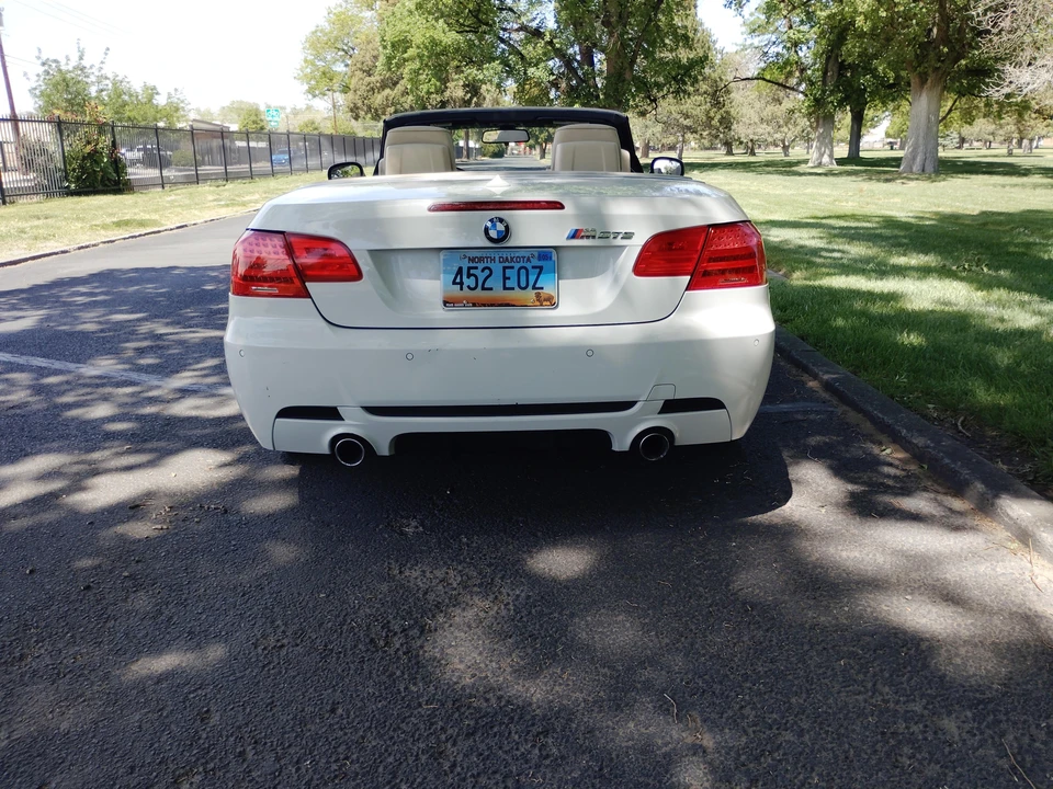 2011 BMW E93 3 Series Convertible - Image 15 of 31