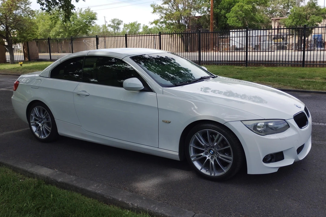 2011 BMW E93 3 Series Convertible - Image 3 of 31