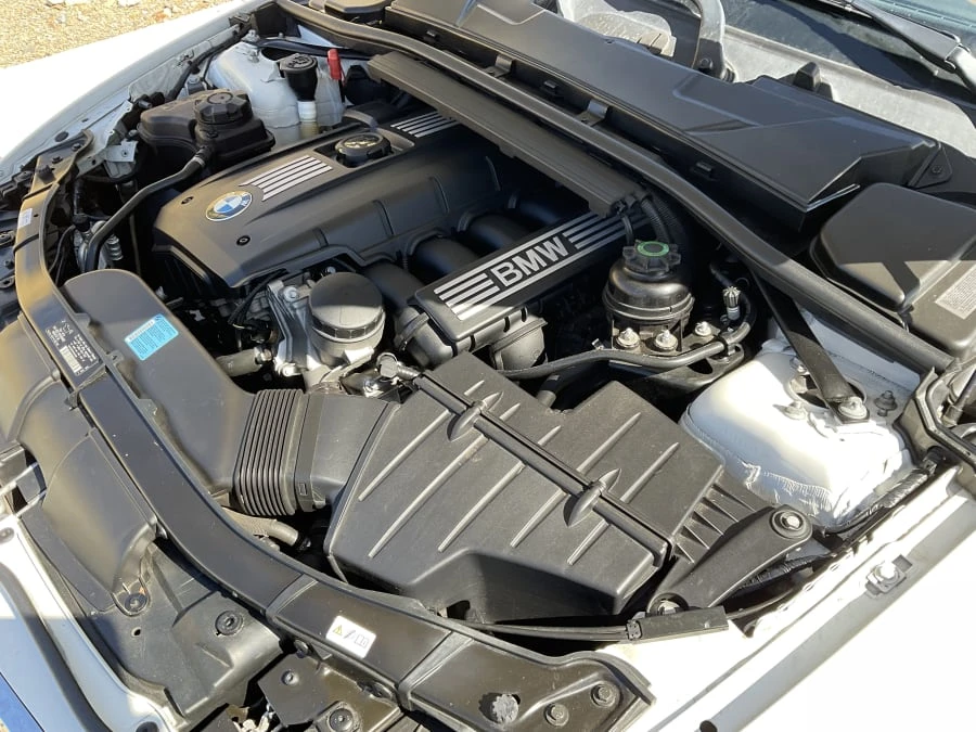 2011 BMW E93 3 Series Convertible - Image 11 of 11