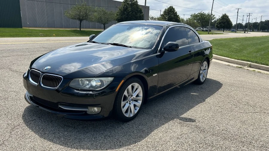 2011 BMW E93 3 Series Convertible - Image 4 of 12