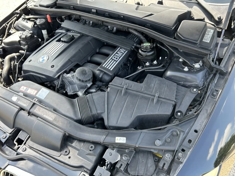 2011 BMW E93 3 Series Convertible - Image 12 of 12