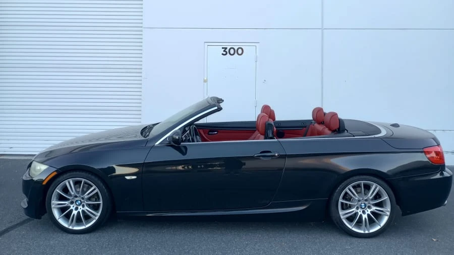 2011 BMW E93 3 Series Convertible - Image 2 of 15