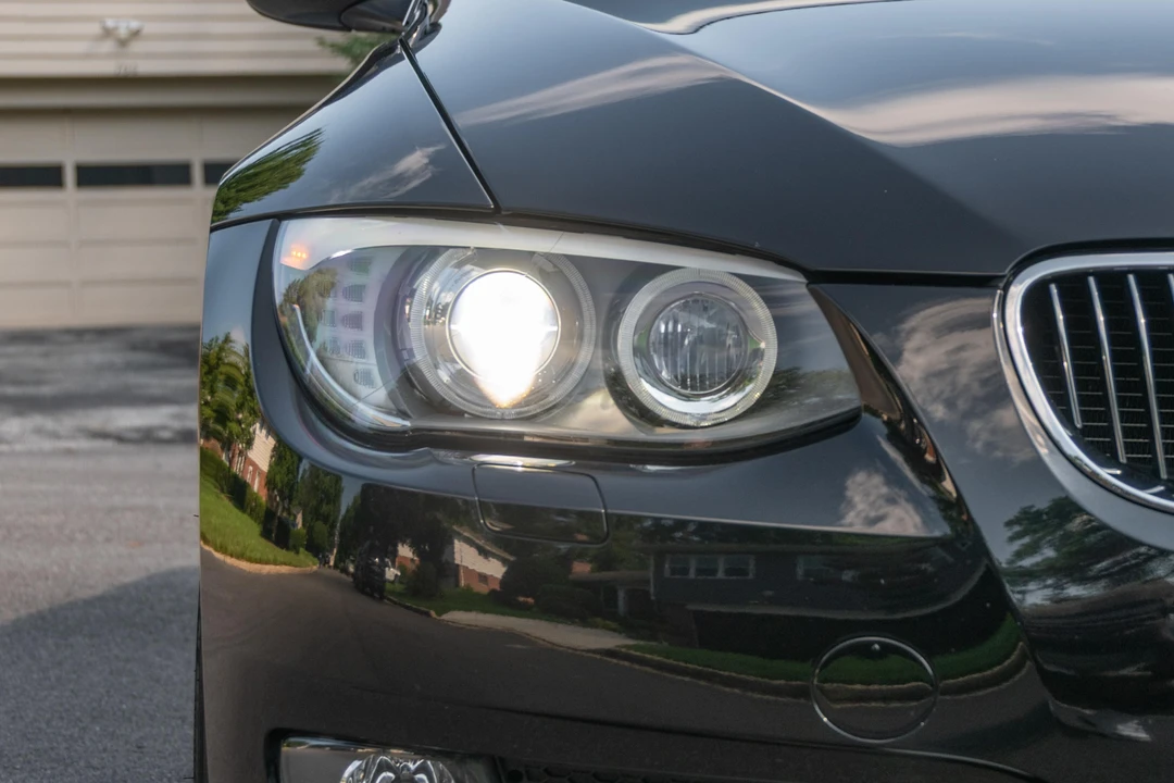 2011 BMW E93 3 Series Convertible - Image 21 of 31