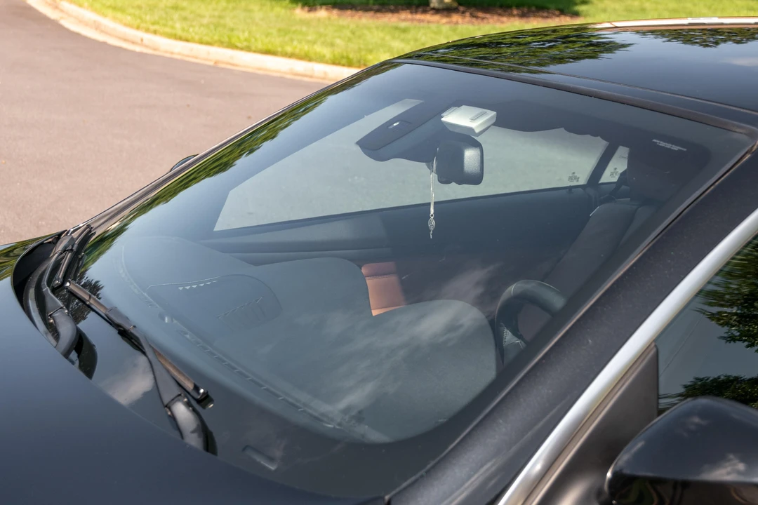 2011 BMW E93 3 Series Convertible - Image 28 of 31