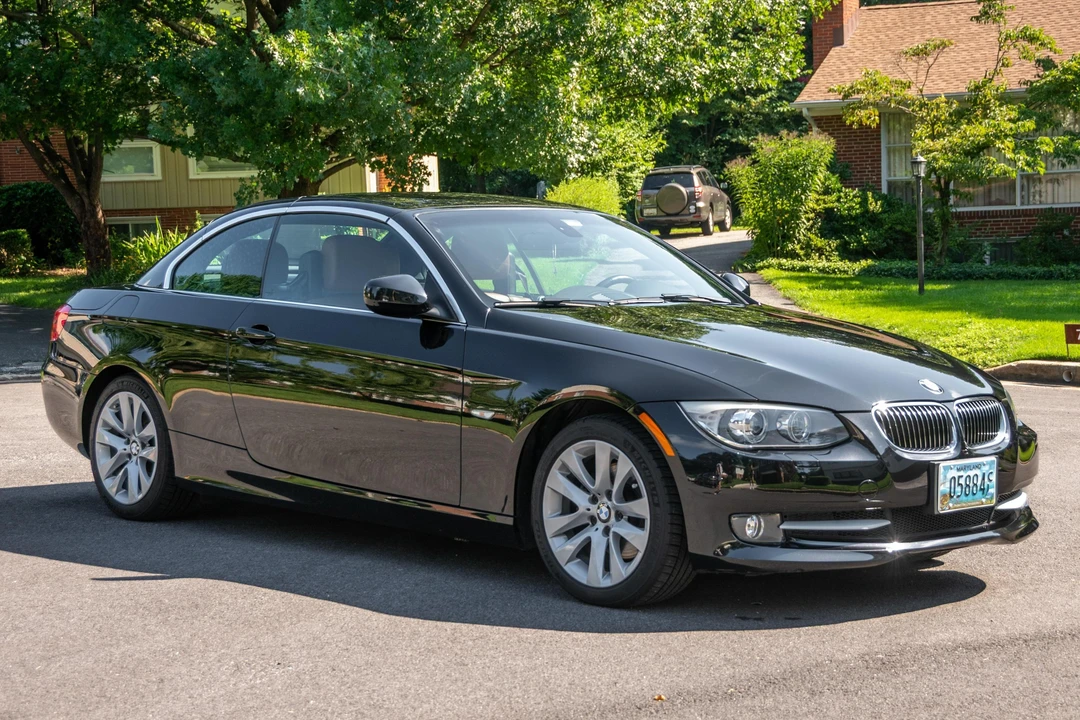2011 BMW E93 3 Series Convertible - Image 6 of 31