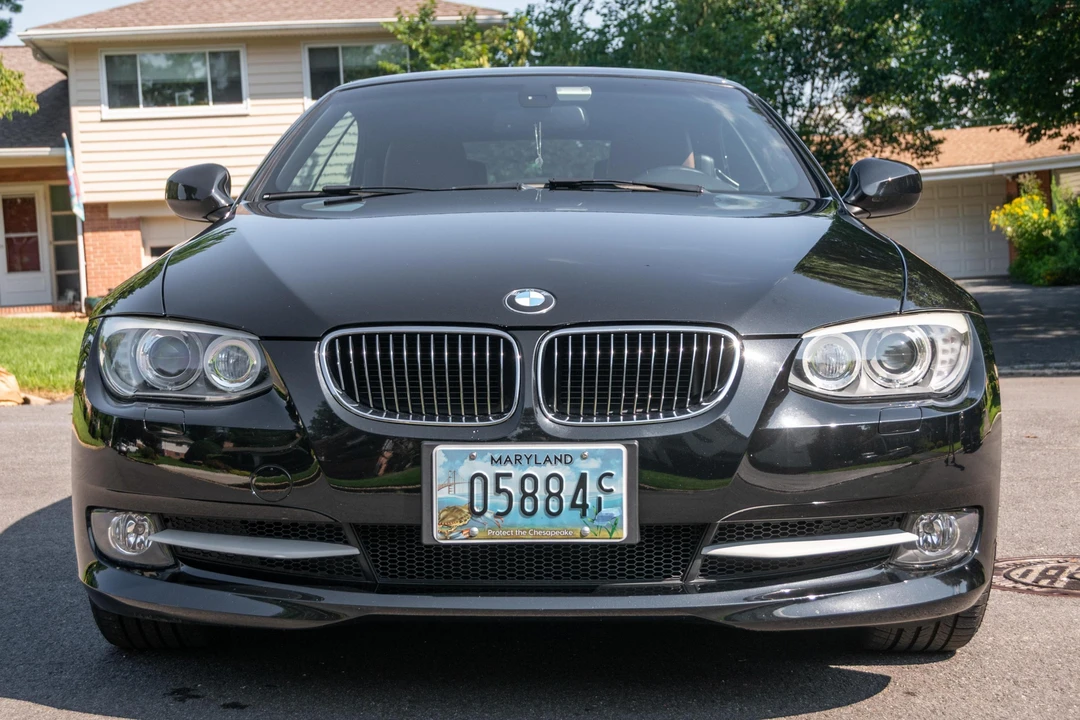 2011 BMW E93 3 Series Convertible - Image 2 of 31