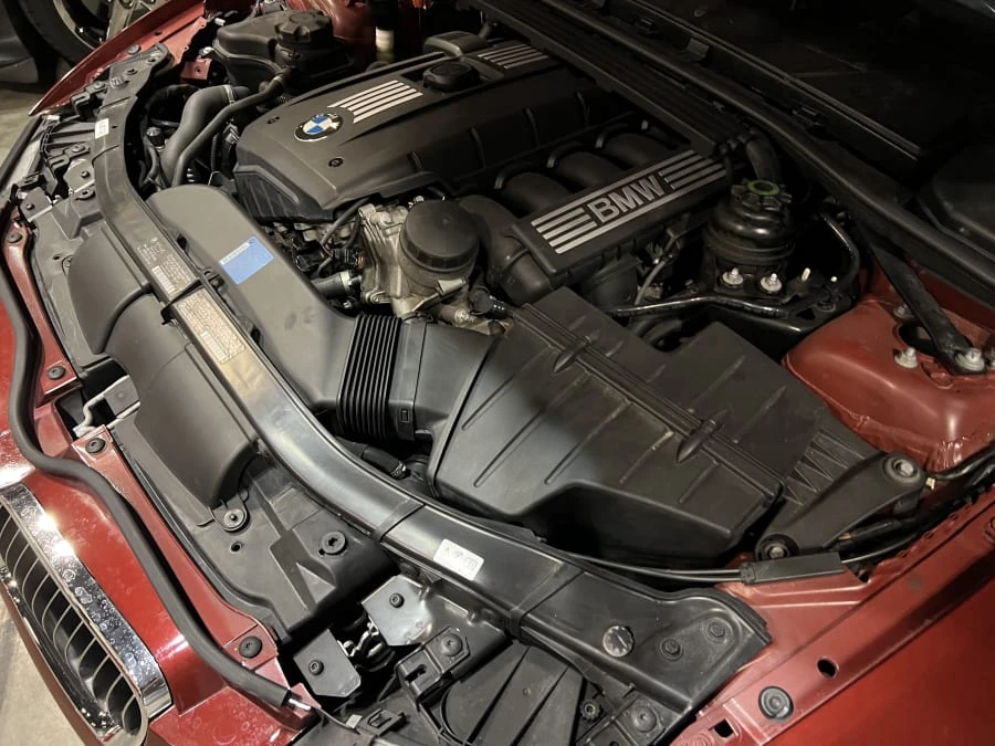 2011 BMW E93 3 Series Convertible - Image 6 of 7
