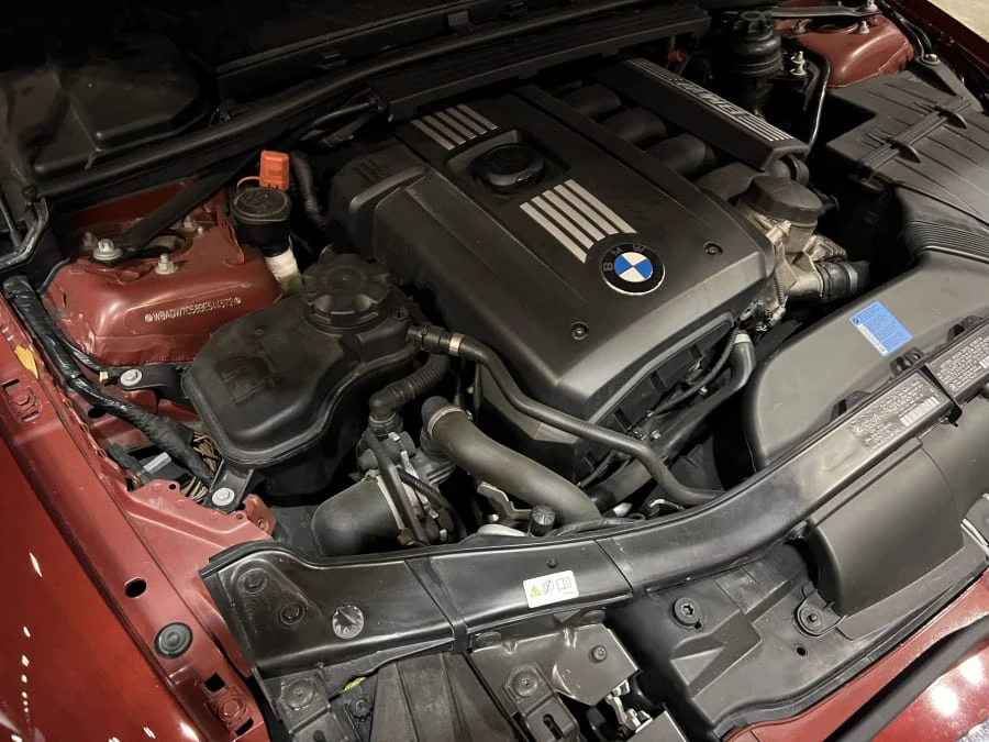 2011 BMW E93 3 Series Convertible - Image 7 of 7