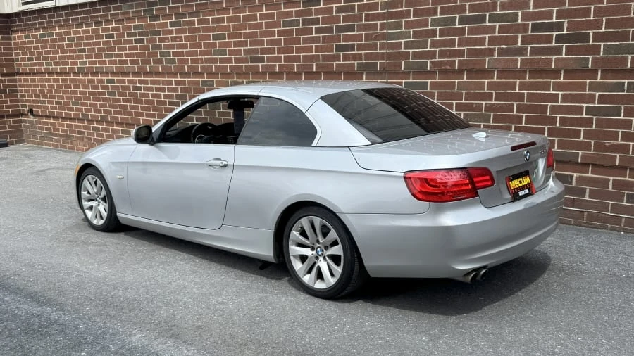 2011 BMW E93 3 Series Convertible - Image 6 of 12