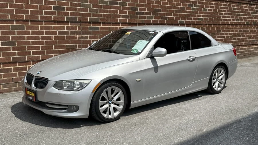 2011 BMW E93 3 Series Convertible - Image 4 of 12