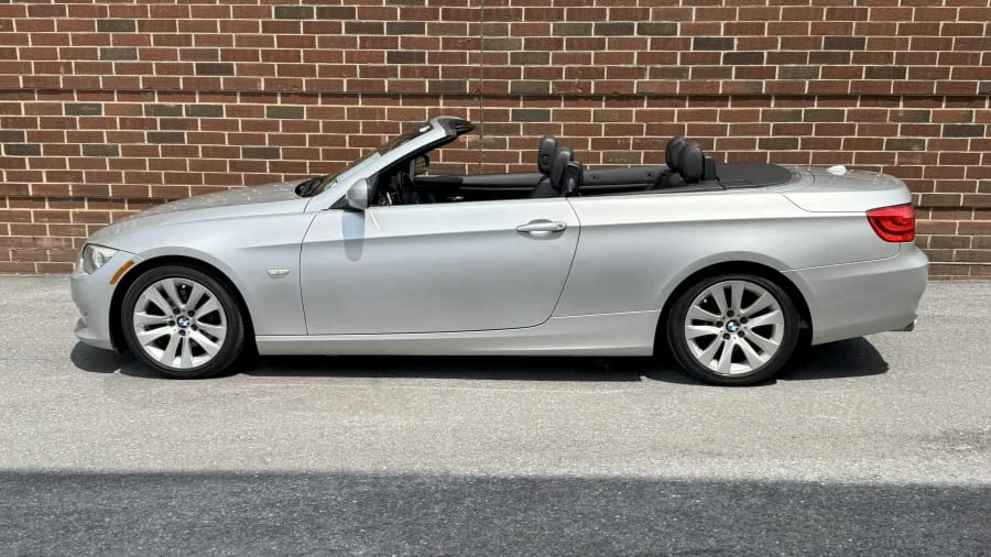 2011 BMW E93 3 Series Convertible - Image 2 of 12