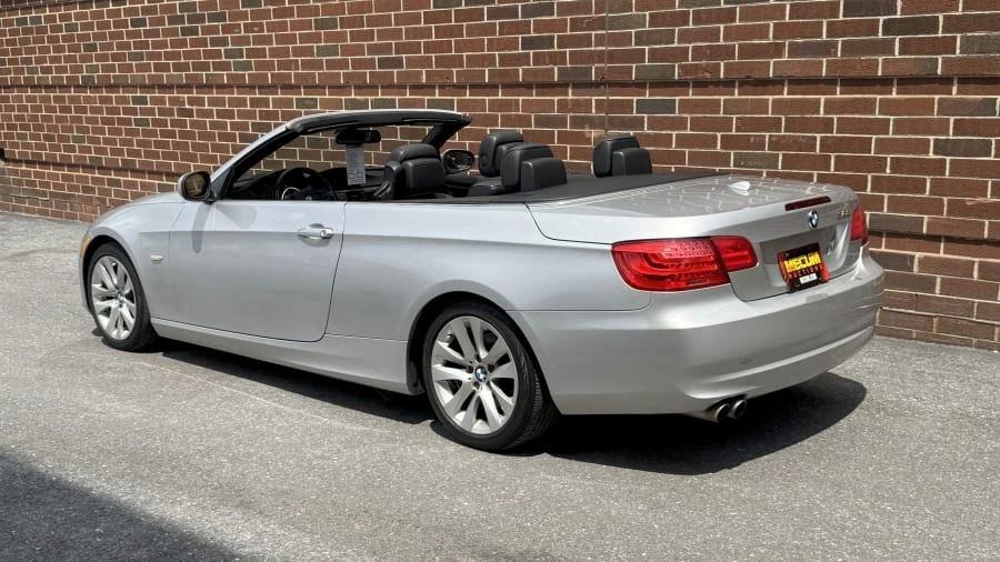 2011 BMW E93 3 Series Convertible - Image 3 of 12
