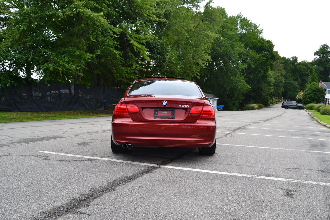 2011 BMW E92 3 Series Coupe - Image 14 of 31