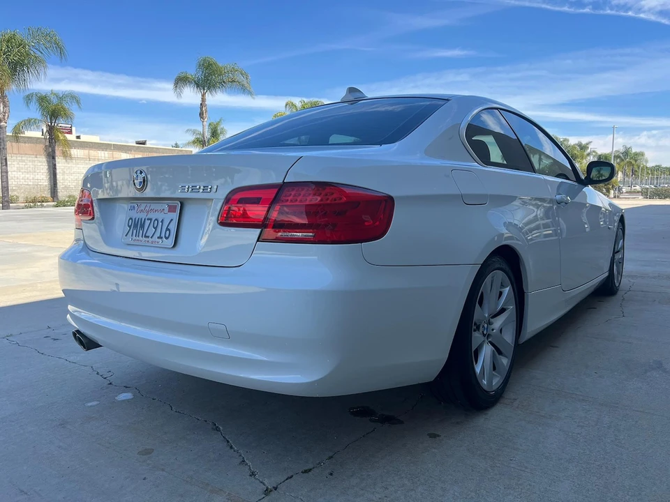 2011 BMW E92 3 Series Coupe - Image 18 of 31