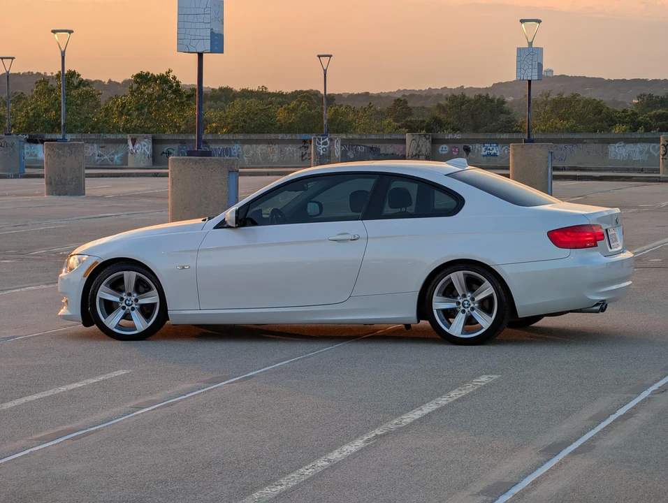 2011 BMW E92 3 Series Coupe - Image 9 of 31