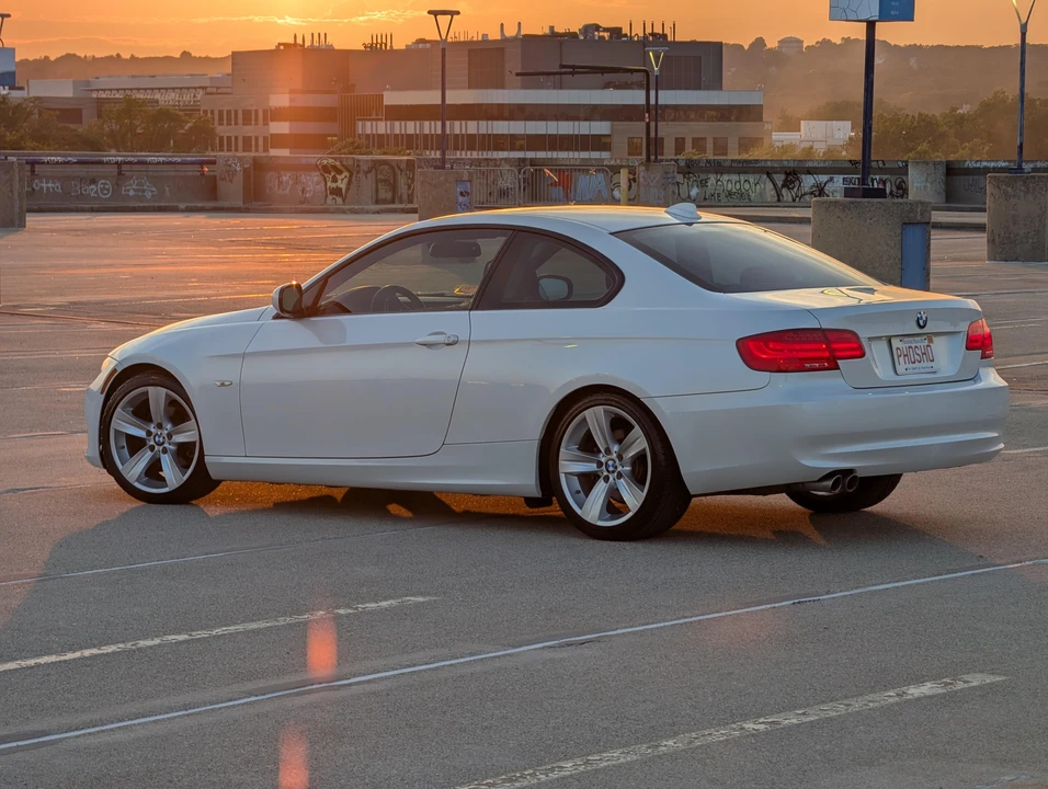 2011 BMW E92 3 Series Coupe - Image 10 of 31