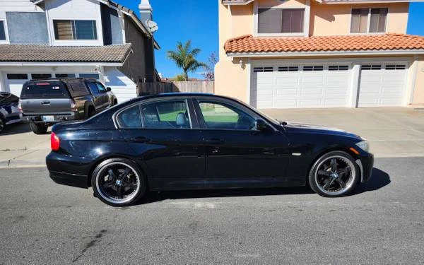2011 BMW E90 3 Series Sedan - Image 5 of 13