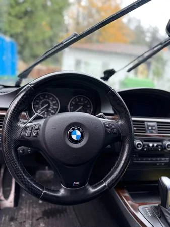 2011 BMW E90 3 Series Sedan - Image 5 of 15