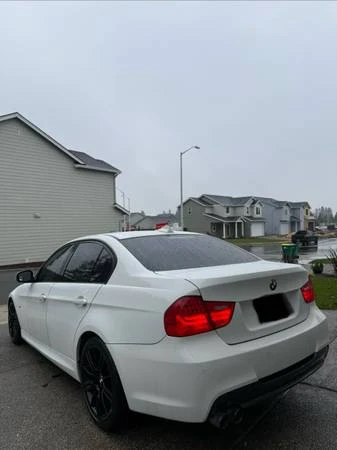 2011 BMW E90 3 Series Sedan - Image 15 of 15