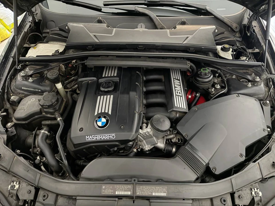 2011 BMW E90 3 Series Sedan - Image 5 of 9
