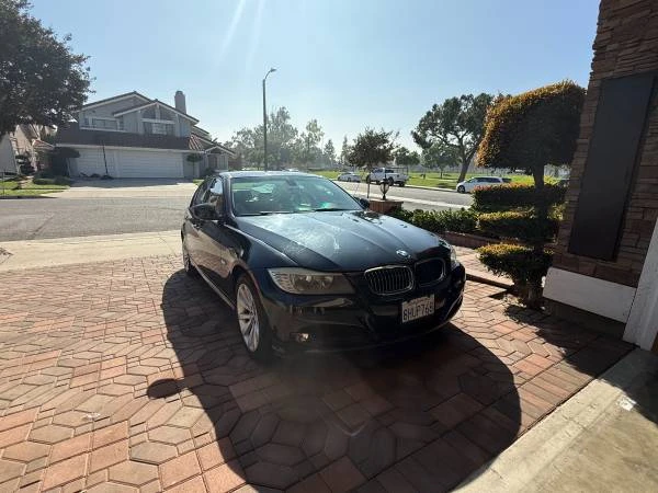2011 BMW E90 3 Series Sedan - Image 4 of 6