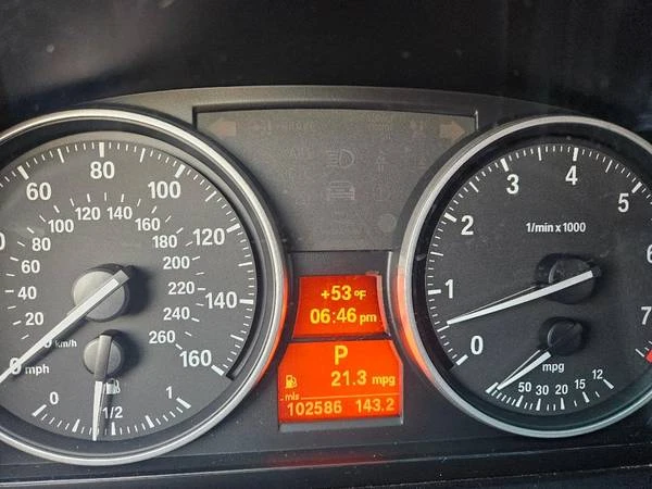2011 BMW E90 3 Series Sedan - Image 6 of 13