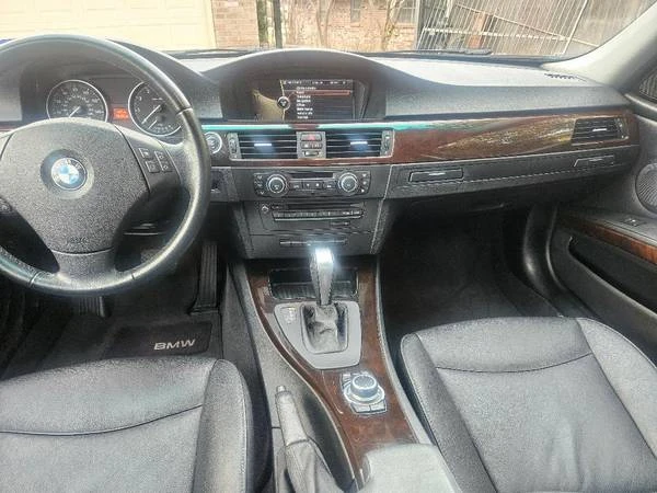 2011 BMW E90 3 Series Sedan - Image 7 of 13