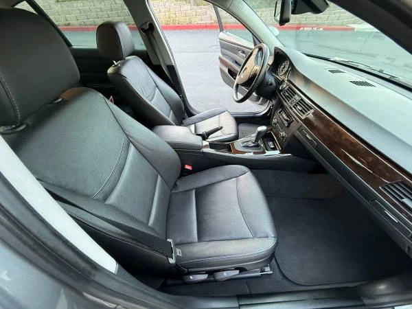 2011 BMW E90 3 Series Sedan - Image 11 of 12