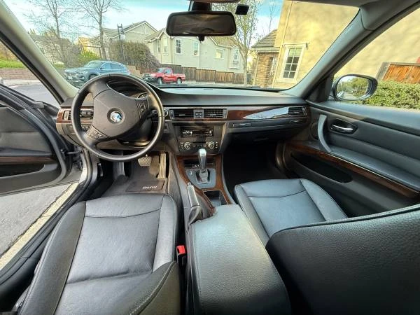 2011 BMW E90 3 Series Sedan - Image 8 of 12