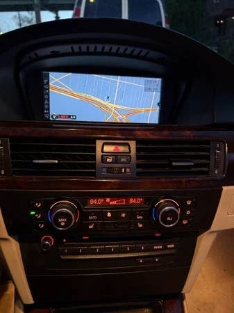 2011 BMW E93 3 Series Convertible - Image 18 of 21