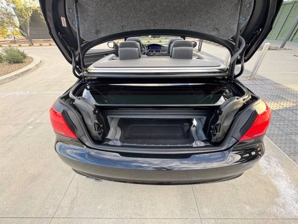 2011 BMW E93 3 Series Convertible - Image 8 of 10