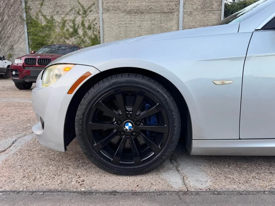 2011 BMW E93 3 Series Convertible - Image 4 of 10
