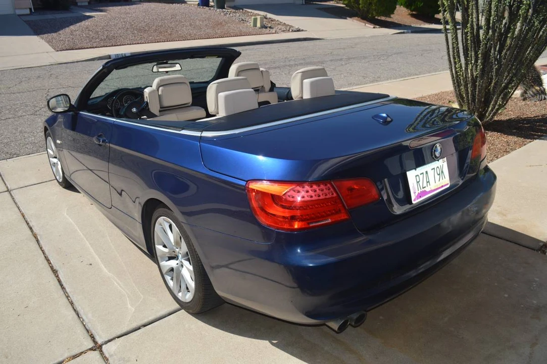 2011 BMW E93 3 Series Convertible - Image 6 of 10
