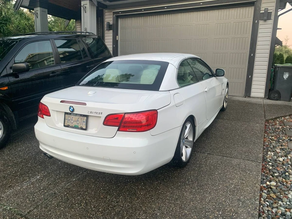 2011 BMW E93 3 Series Convertible - Image 6 of 14