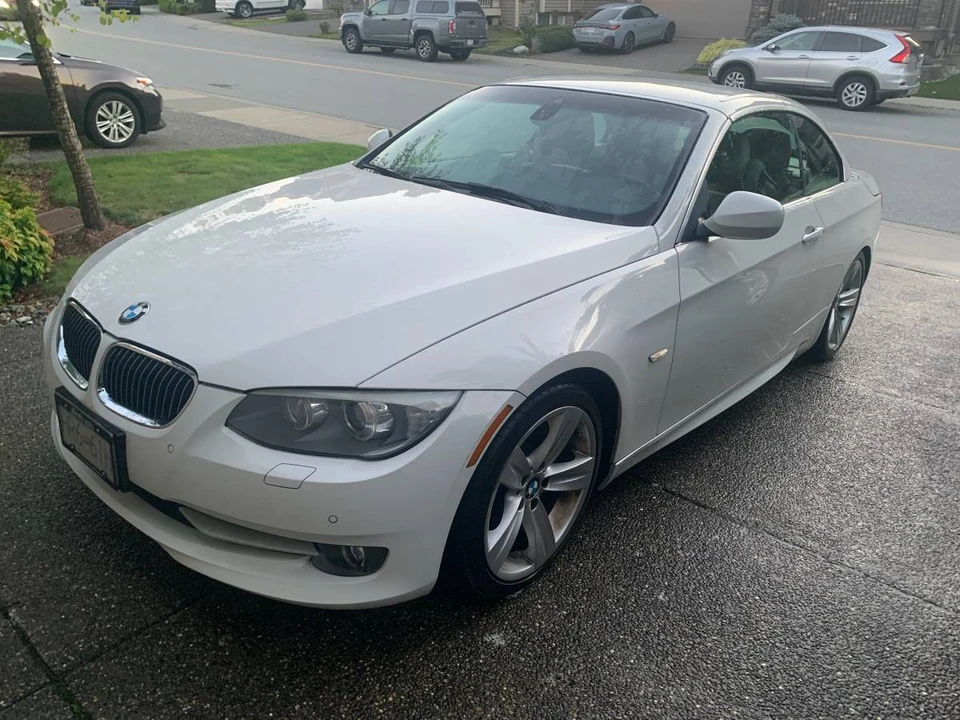 2011 BMW E93 3 Series Convertible - Image 4 of 14