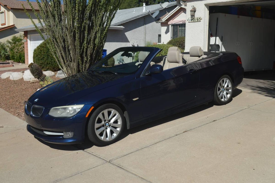 2011 BMW E93 3 Series Convertible - Image 3 of 10
