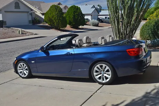 2011 BMW 328i Hardtop Convertible