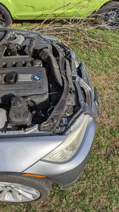 2011 BMW E90 3 Series Sedan - Image 5 of 6